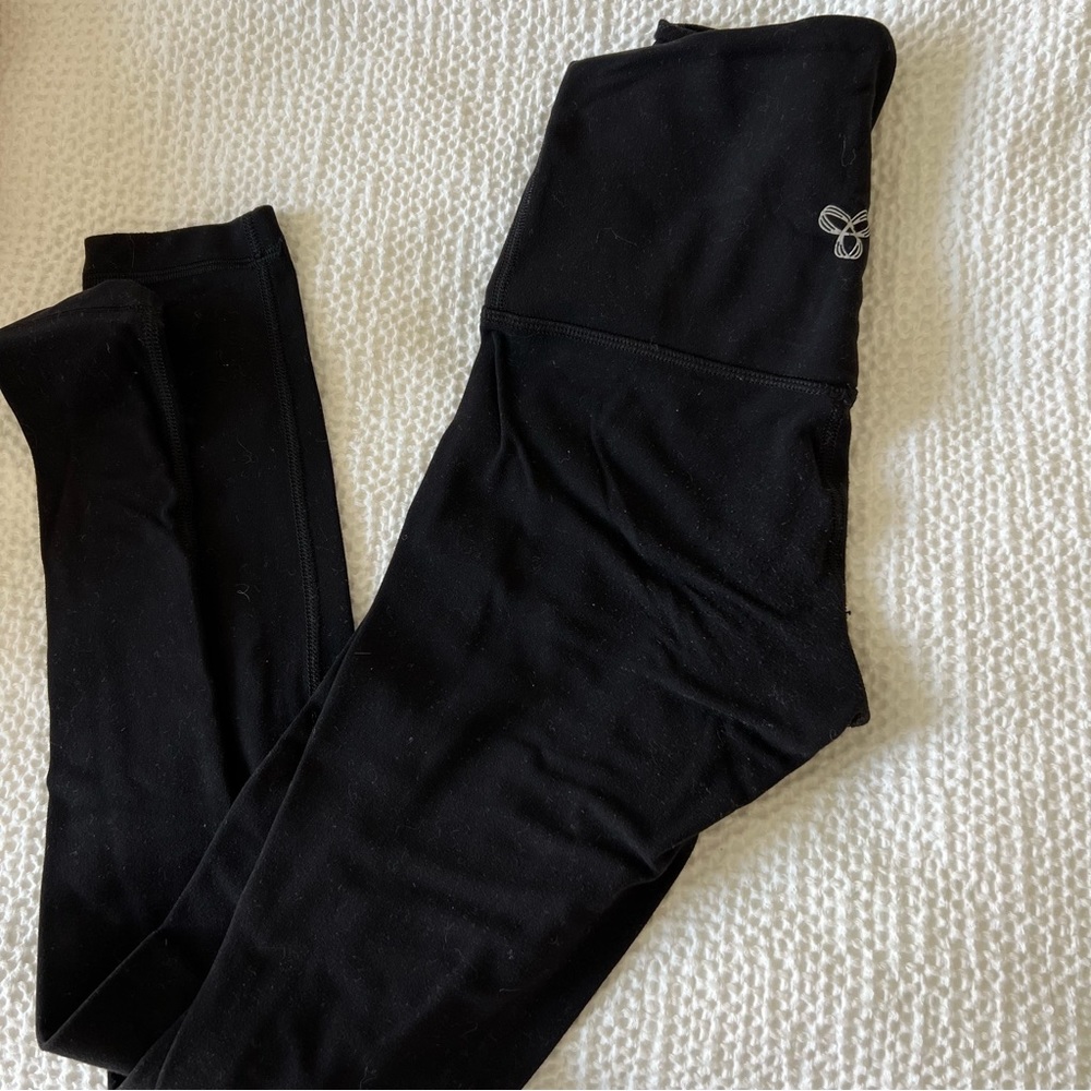 TNA Butter cheeky high rise legging